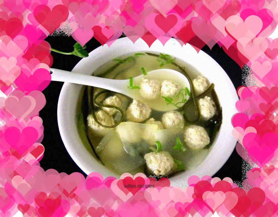 Kelp, winter melon and chicken ball soup