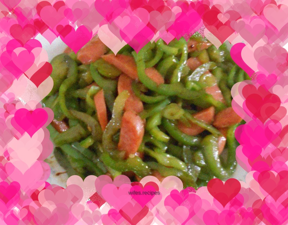 Stir-fried peppers with sausage