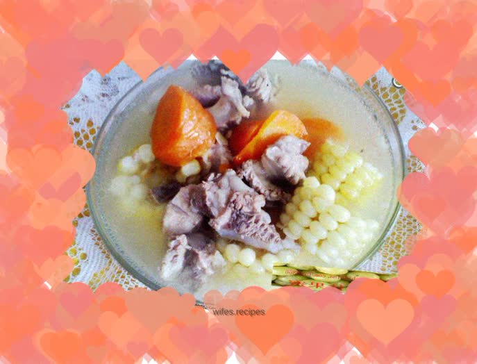 Carrot, Corn and Pork Ribs Soup