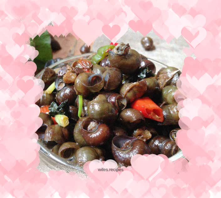 Stir-fried with wine-------Spicy stir-fried field snails