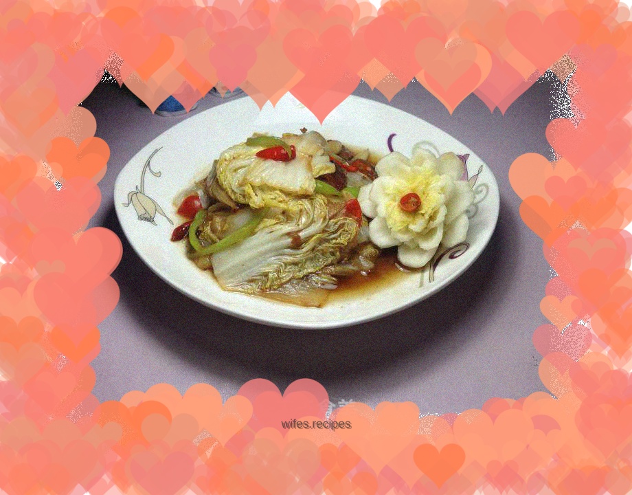 Stir-fried bacon, sour and spicy baby cabbage