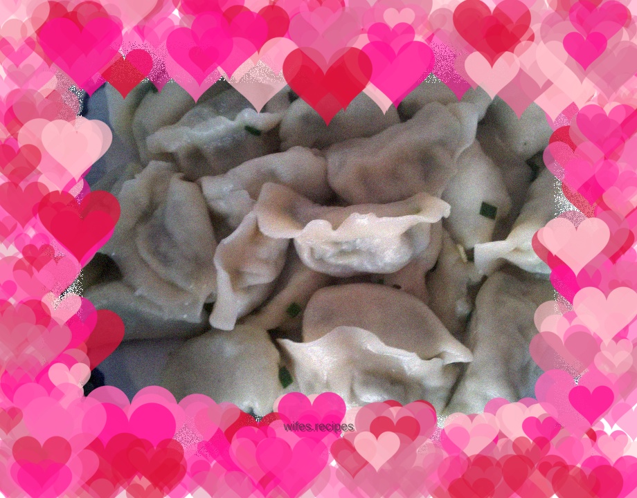 Dumplings with leek and egg filling