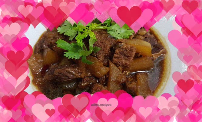 Beef brisket stewed with radish