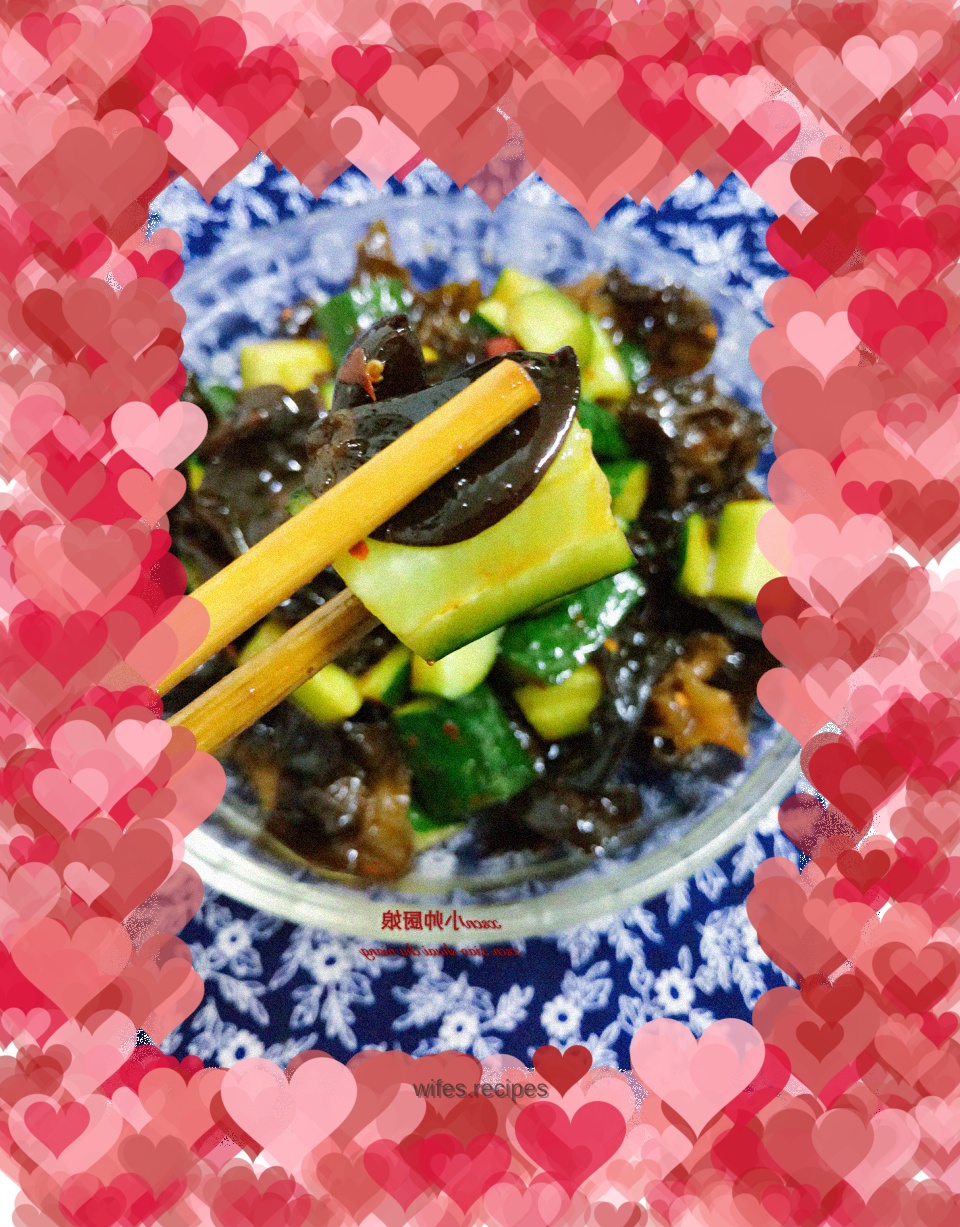 Refreshing cucumber~fungus mixed with cucumber