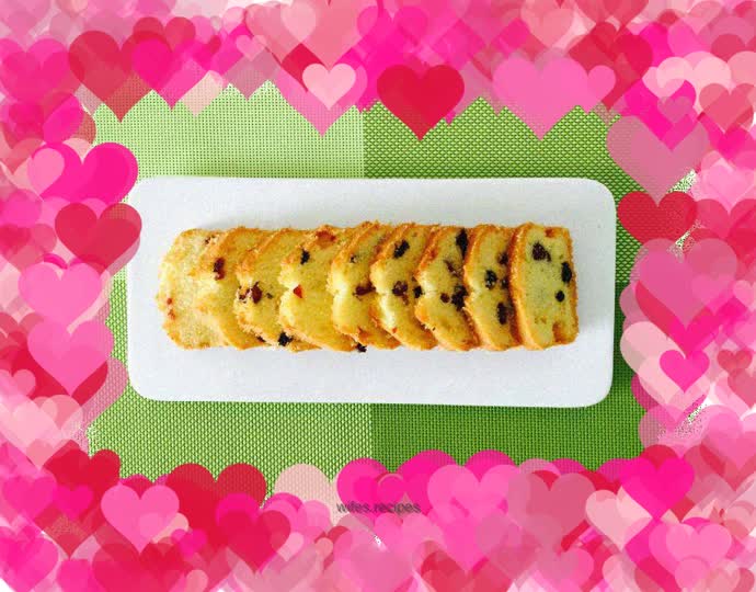 Raisin Cranberry Pound Cake