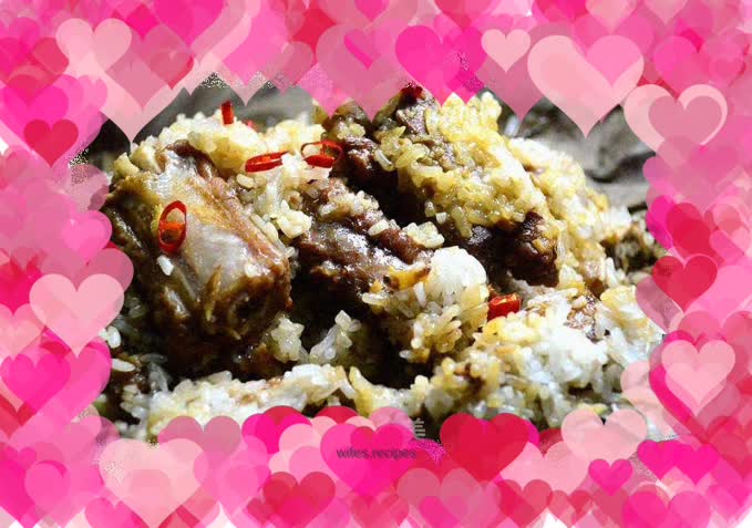 Steamed Pork Ribs with Lotus Leaf Glutinous Rice