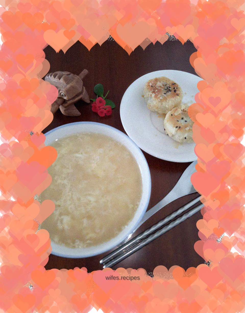 Simple egg soup