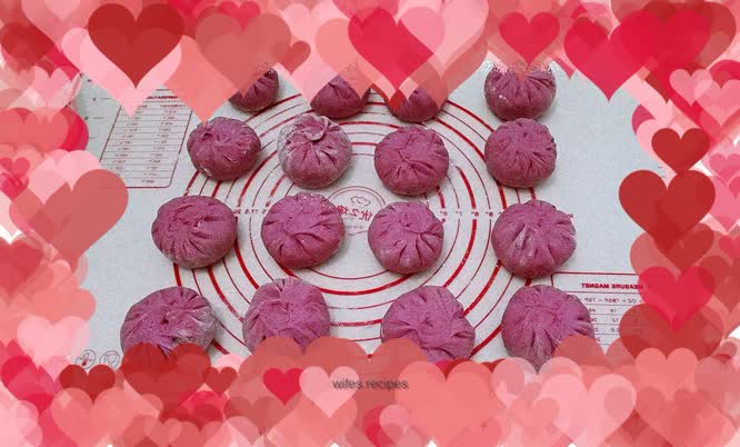 Variety of Noodles: Color-changing Buns (1 serving)