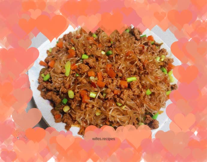 Ants Climbing the Tree (Minced Pork Vermicelli)