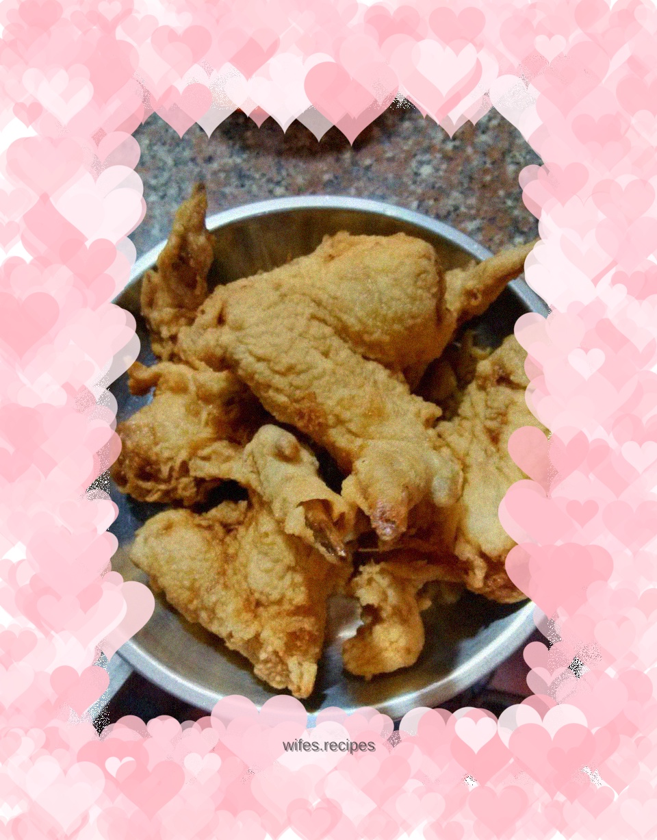 Garlic fried chicken wings