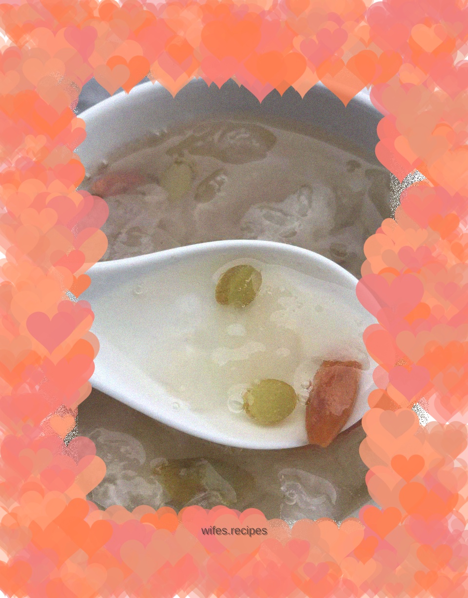Tremella, Dendrobium and Wolfberry Soup