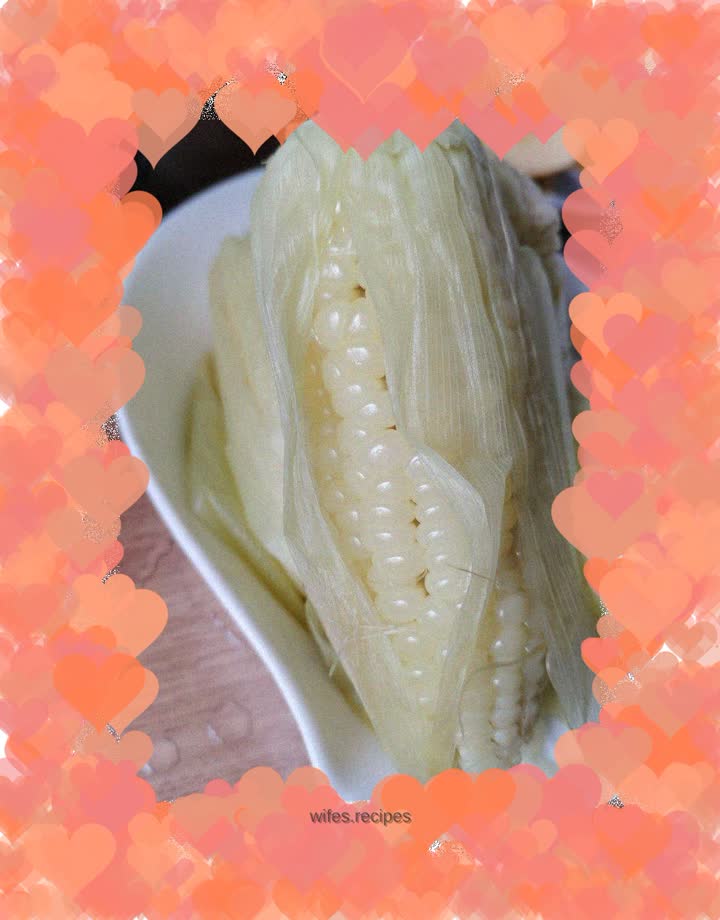 Boiled corn in salted water
