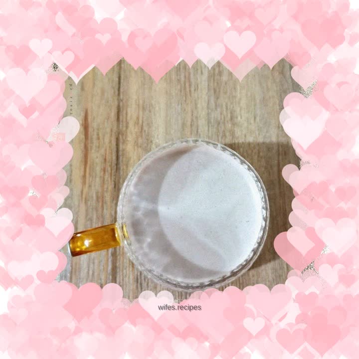 Red bean barley and walnut dew