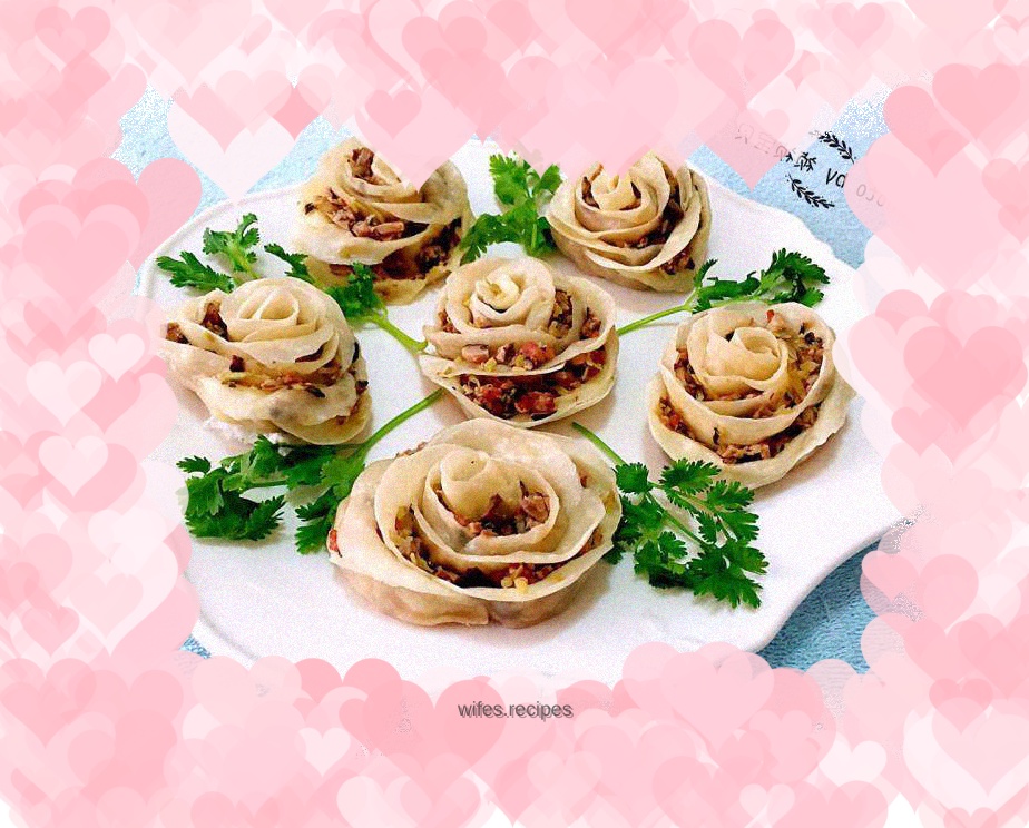 Rose steamed dumplings