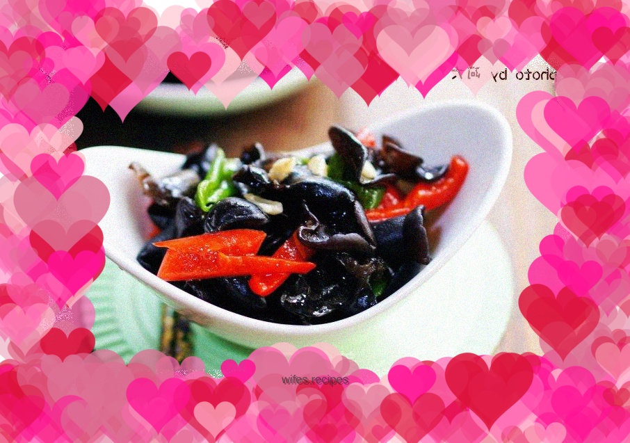 Stir-fried black fungus