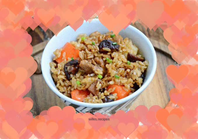 Braised Rice with Mushrooms and Chicken