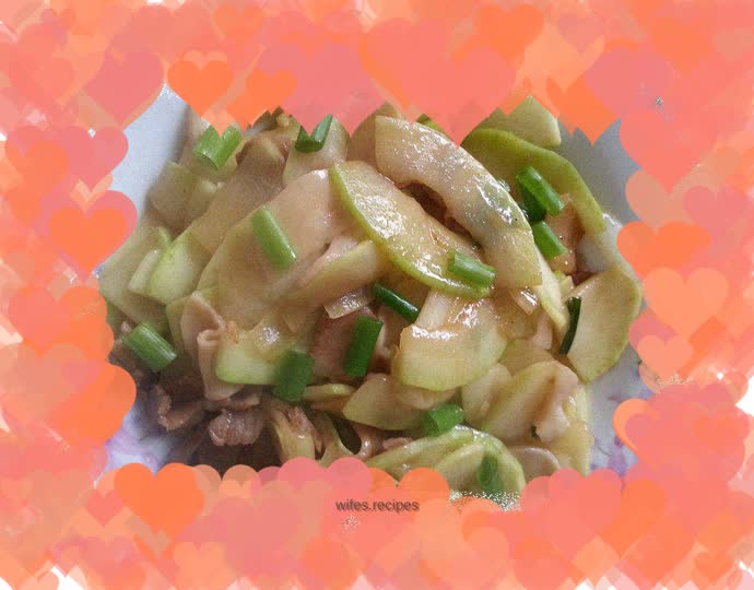 Stir-fried pork slices with zucchini, apricot and abalone