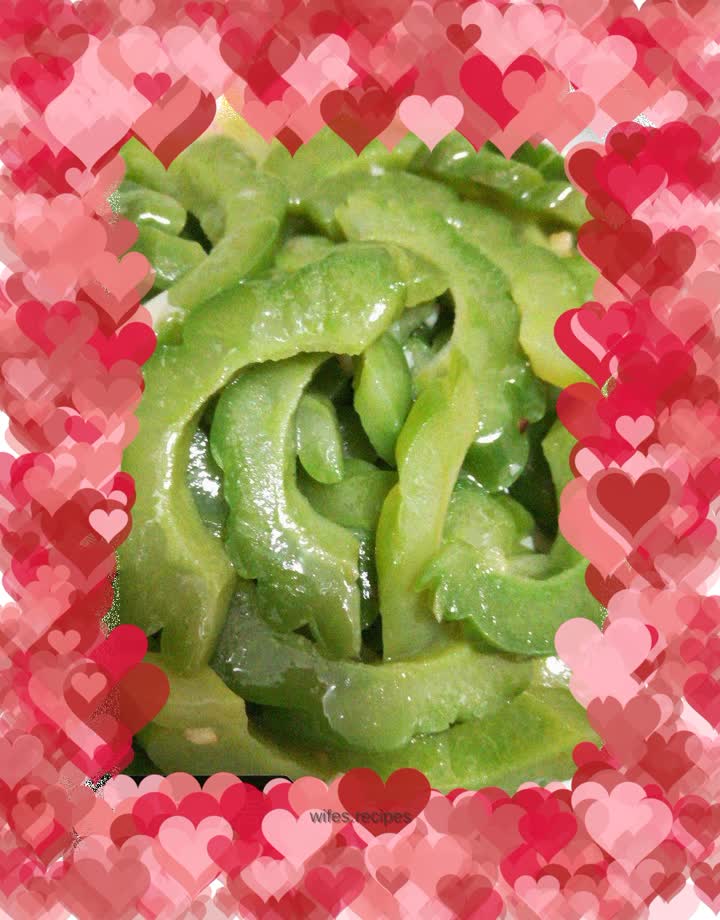 Stir-fried bitter melon