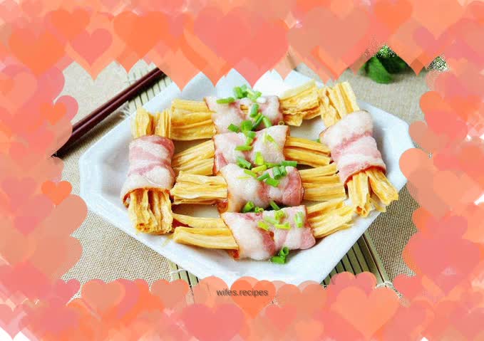 Bean curd and bacon roll