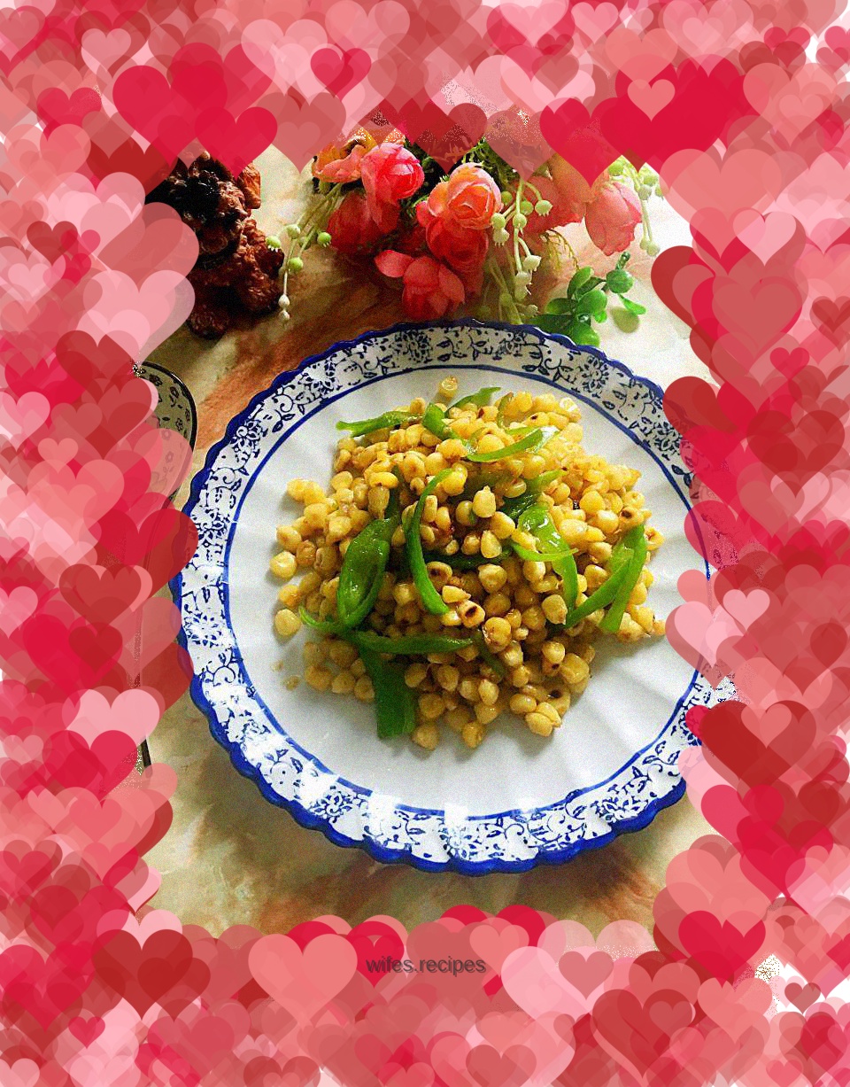Shredded green pepper and corn kernels