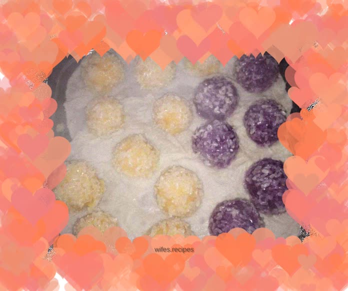 Sweet potato and purple potato glutinous rice balls