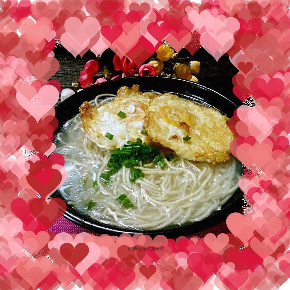 Scallion oil and egg noodles