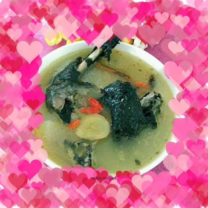 Huaiyam black-bone chicken soup