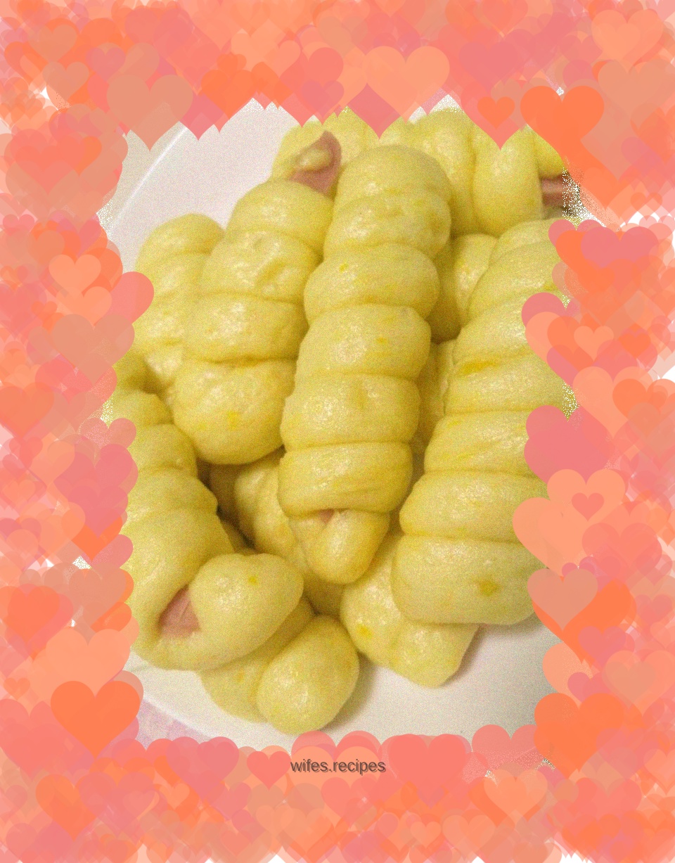 Caterpillar buns