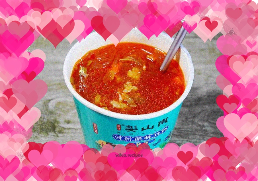 Lazy fast food hot and sour noodles