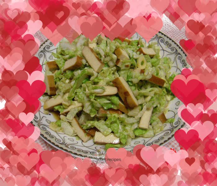 Cabbage mixed with dried tofu