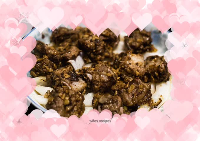 Steamed Pork Ribs with Gold and Silver Garlic in Black Bean Sauce