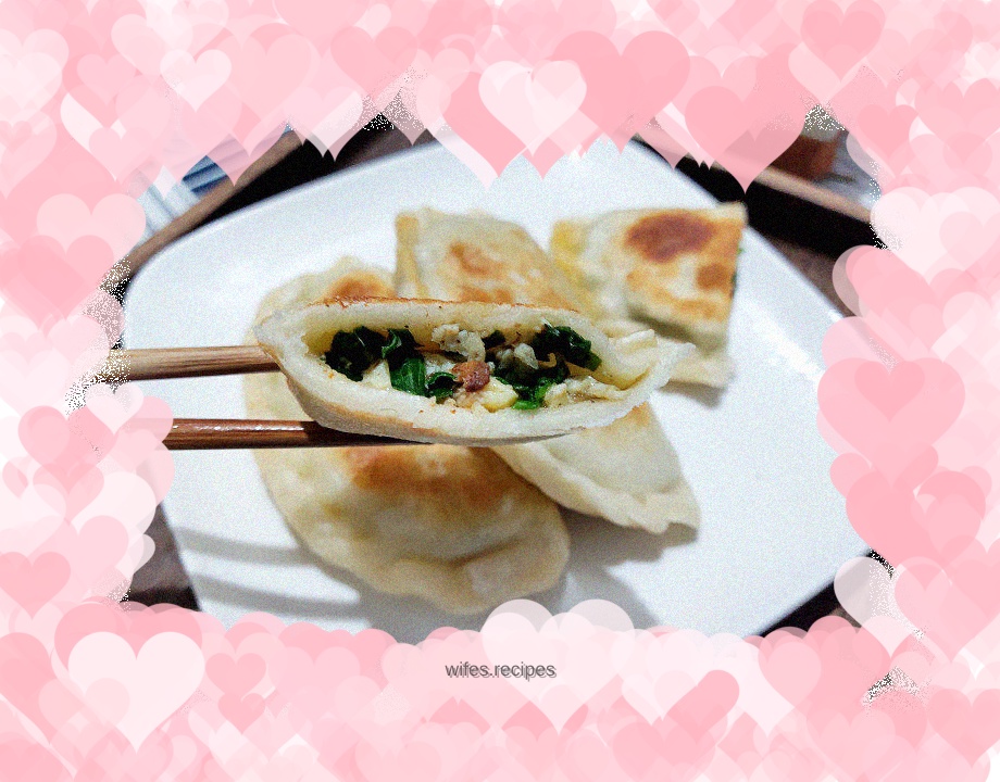 Hot Noodles and Chives Box