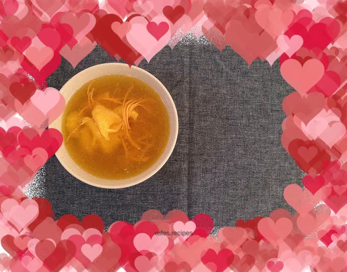 Cordyceps and flower maw soup