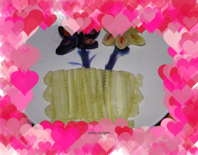 Carrot Rolls with Little Flowers