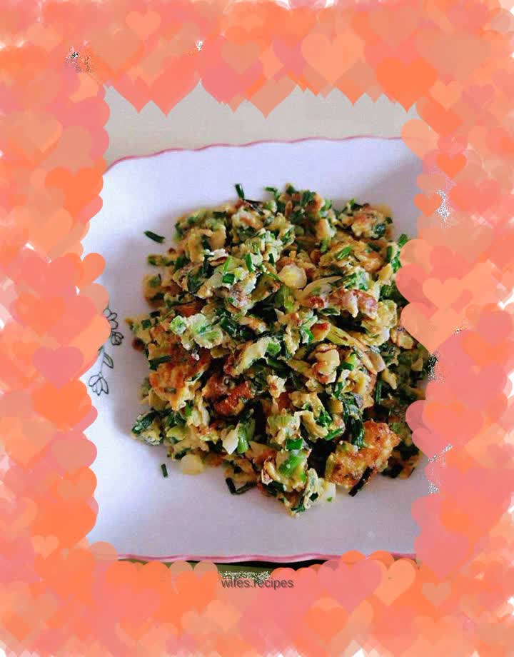 Wild garlic scrambled eggs