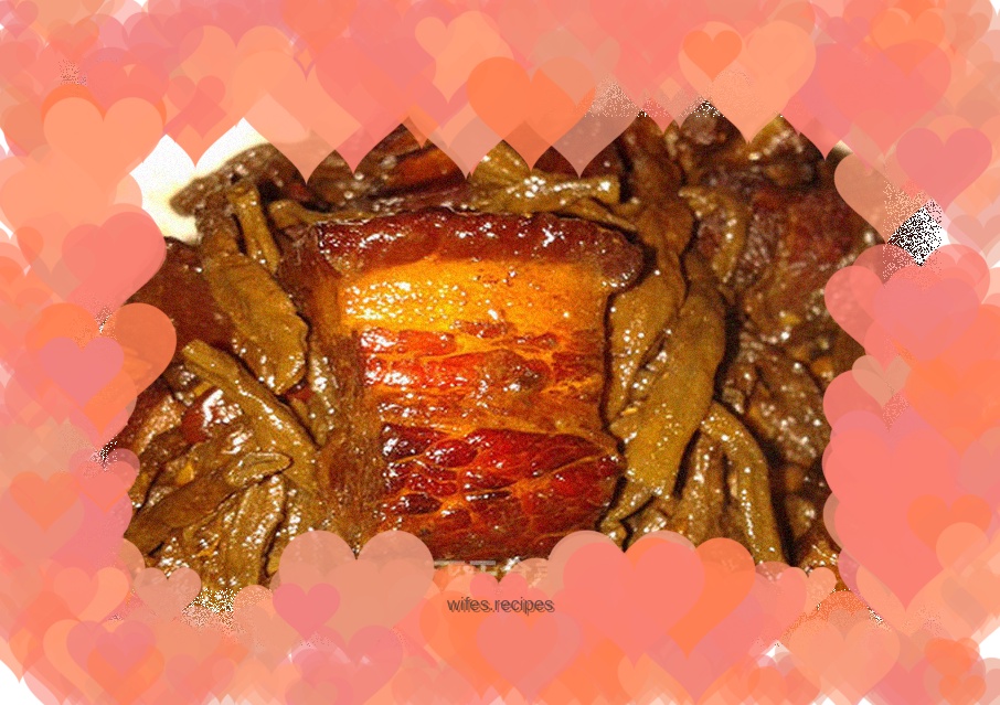 Dried cowpea roasted pork