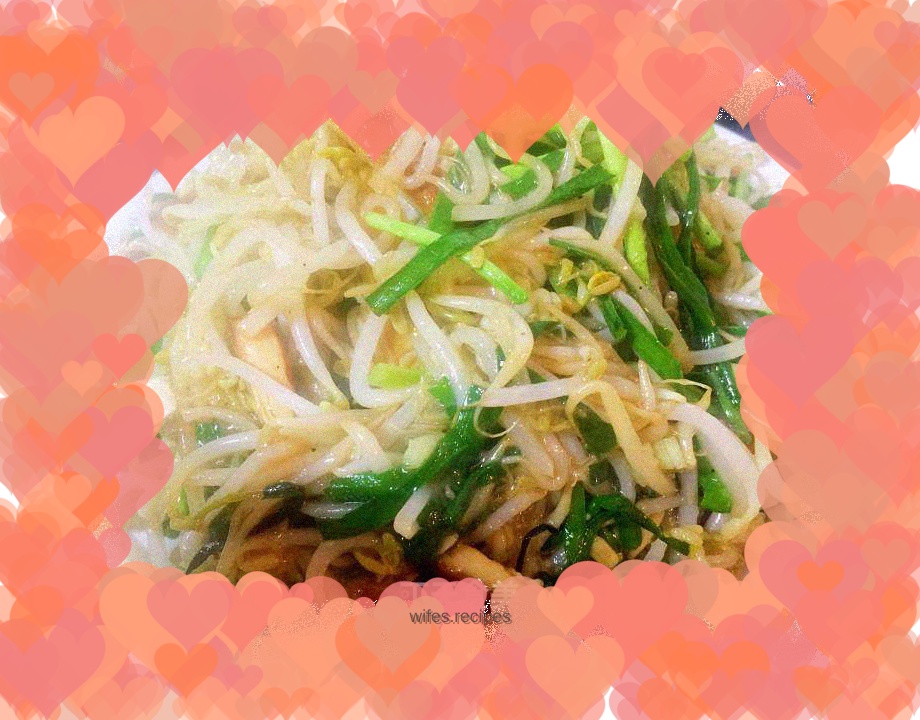 Stir-fried dried chives and silver sprouts