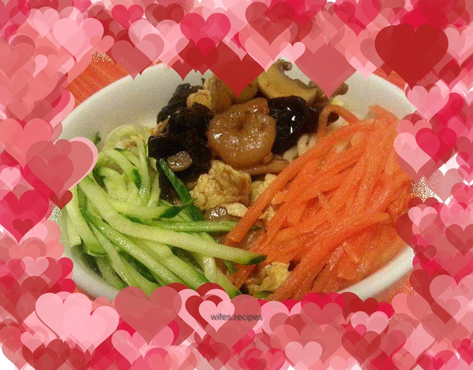 Three fresh braised noodles