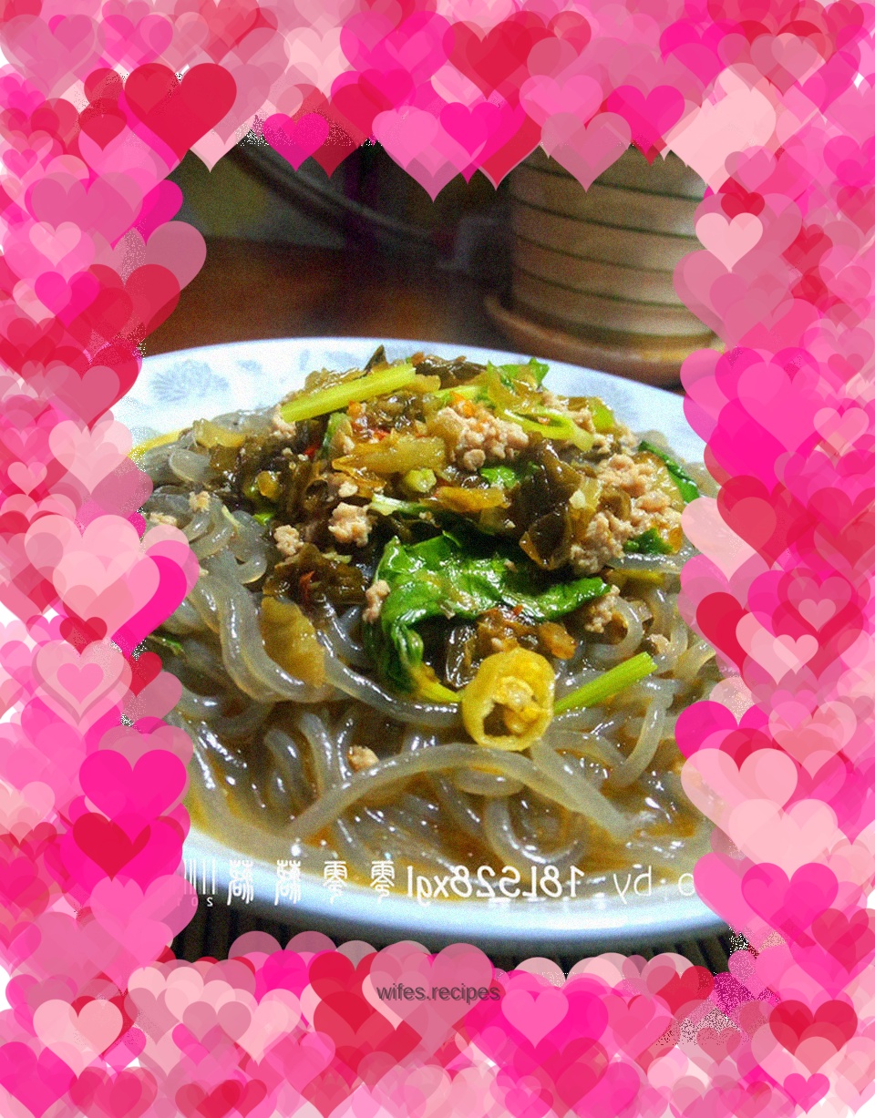 Home cooking: pickled cabbage vermicelli