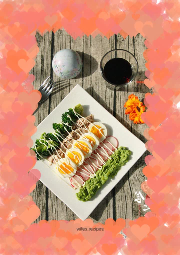 Broccoli Egg Tuna Salad