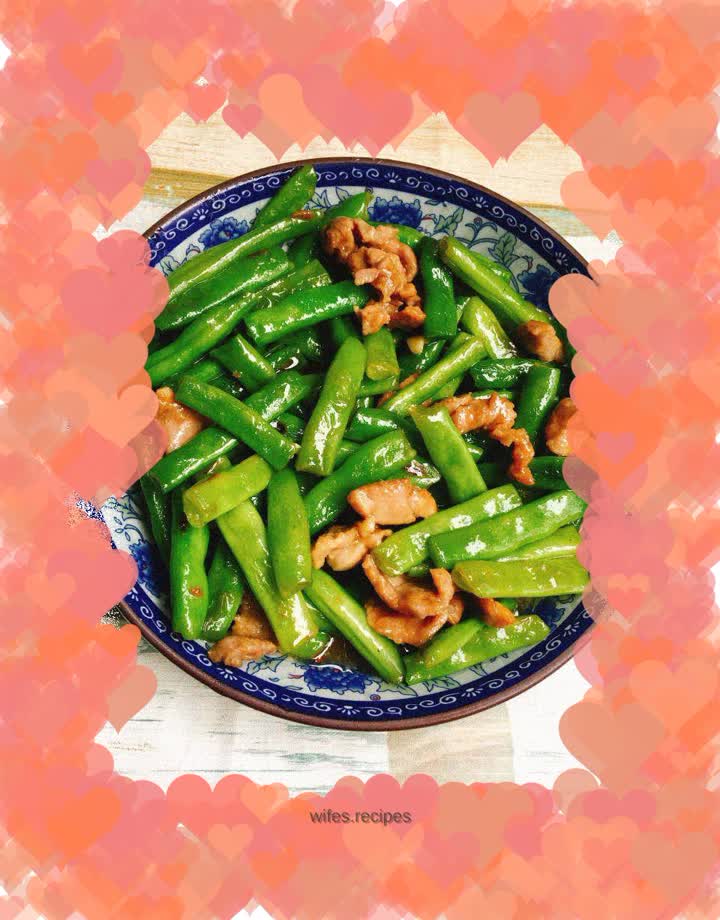 Stir-fried green beans with sliced meat