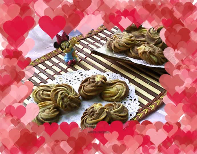 Marbled cocoa two-color cookies