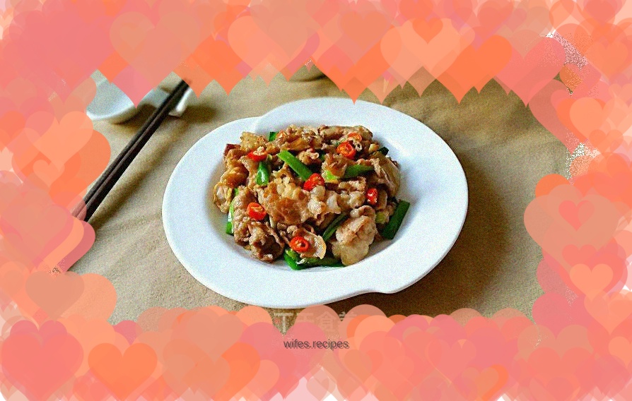 Stir-fried fat beef with green onions