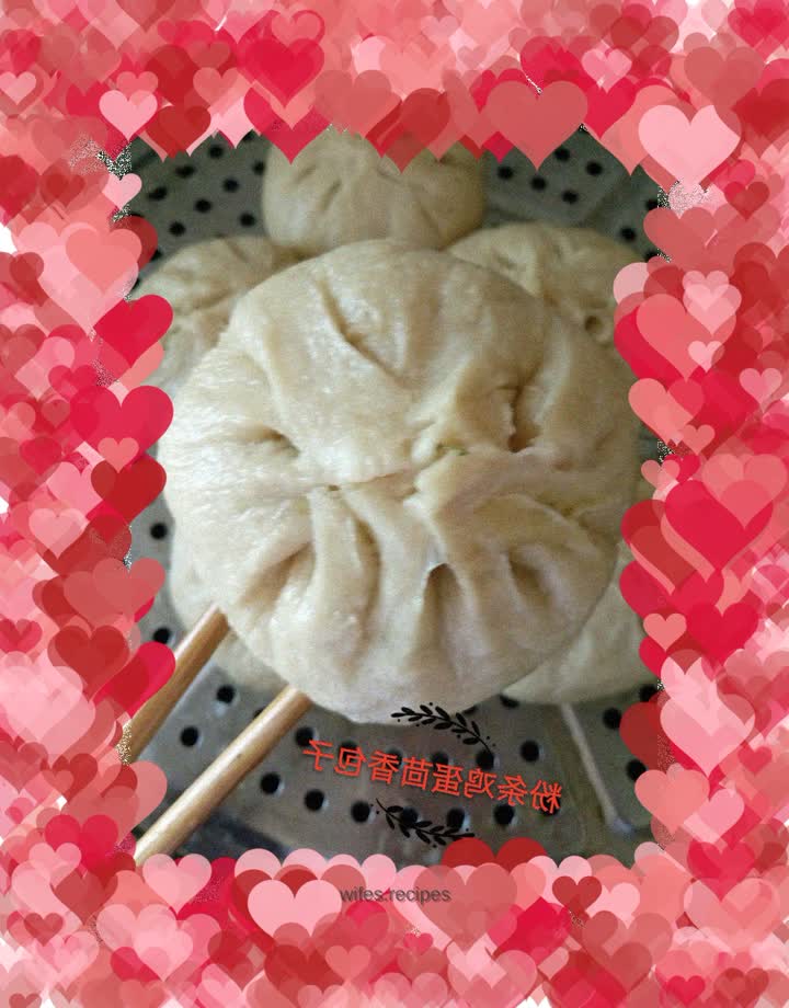 Vermicelli, egg and fennel buns