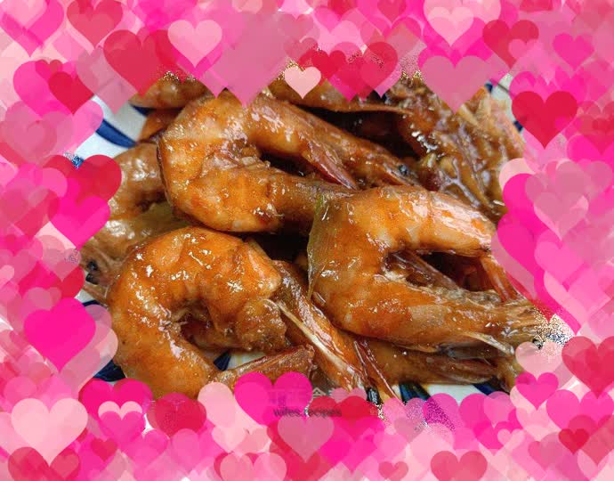 Fried prawns in oil
