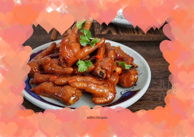 Spicy roasted chicken feet