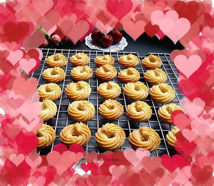 Cream Cookies