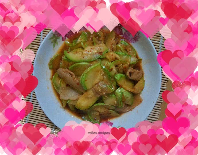 Fried pork with zucchini
