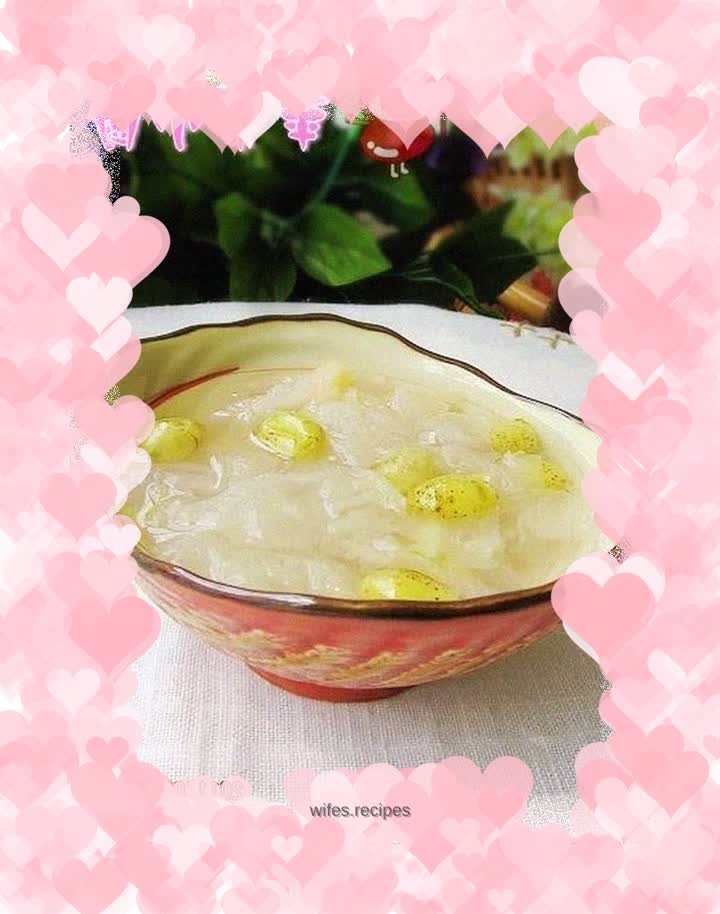 Grape Stewed Tremella Fungus