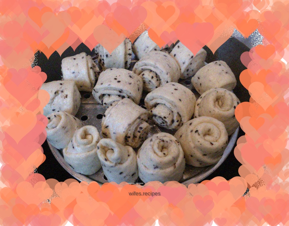 Black sesame steamed bun roll